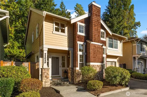 11212 122nd Ln NE #7, Kirkland, WA 98033