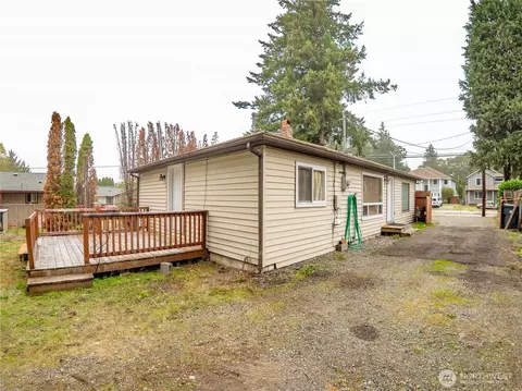 8314 Washington Blvd SW, Lakewood, WA 98498