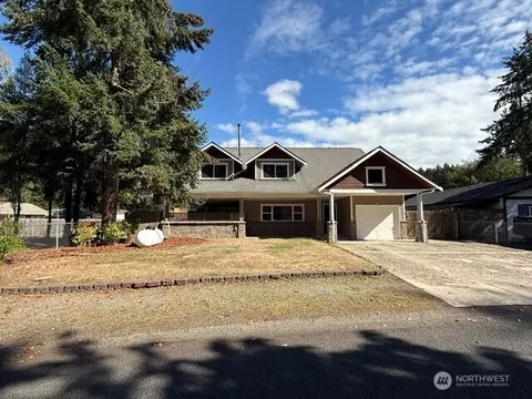 5505 Oxalis Dr W, University Place, WA 98467