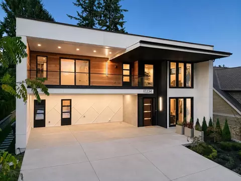 10234 NE 20th Pl, Bellevue, WA 98004