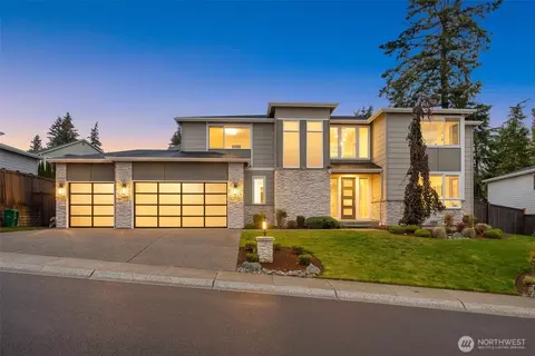 3721 189th Pl SW, Lynnwood, WA 98036