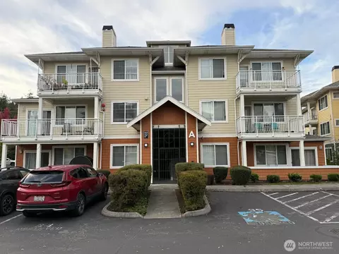 564 225th Ln NE #A 105, Sammamish, WA 98074
