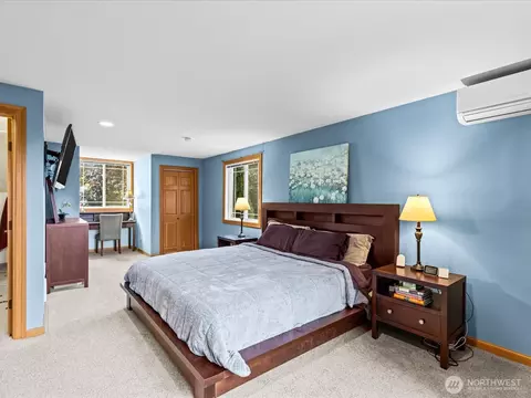 Bedroom - 2021 234th Pl SE, Bothell, WA 98021 photo 1 of 5