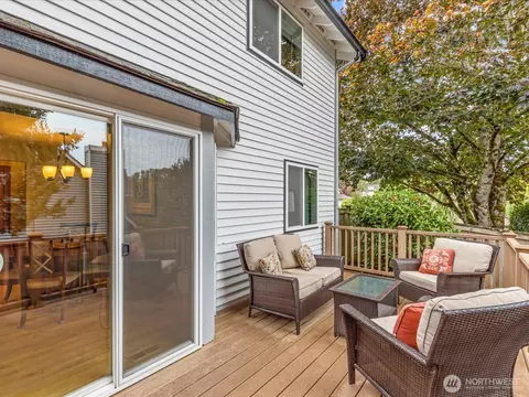 Exterior - 2021 234th Pl SE, Bothell, WA 98021 photo 5 of 10