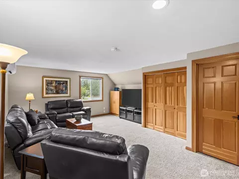 Other - 2021 234th Pl SE, Bothell, WA 98021 photo 7 of 8