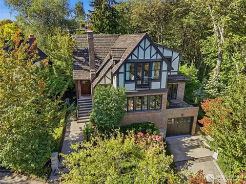 1905 33rd Ave S, Seattle, WA 98144