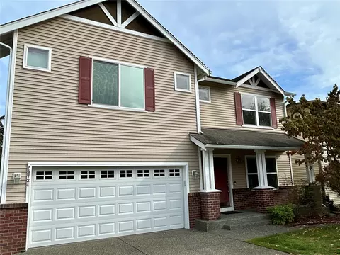 29734 215th Ter SE, Kent, WA 98042