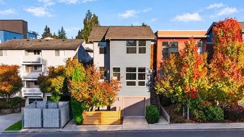 1214 N Northgate Way, Seattle, WA 98133