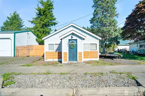 1209 2nd St, Cosmopolis, WA 98537