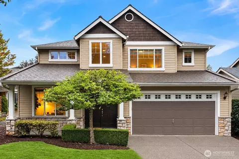 12512 NE 90th St, Kirkland, WA 98033