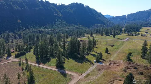 511 Sawmill Rd, Ariel, WA 98603