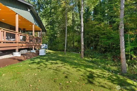 Exterior - 46434 288th Pl SE, Enumclaw, WA 98022 photo 4 of 9