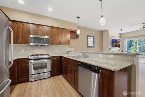Kitchen - 2115 201st Pl SE #A4, Bothell, WA 98012 photo 1 of 3