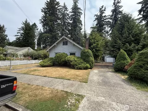 315 Harvard Ave, Fircrest, WA 98466