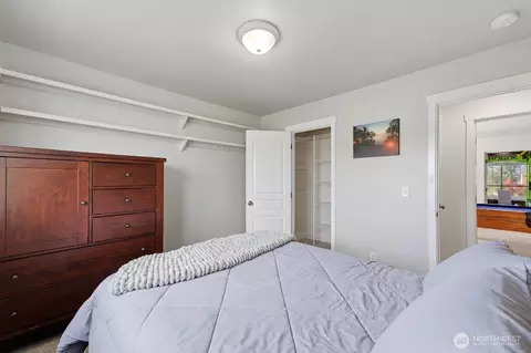 Bedroom - 3214 Phillips Ave, Enumclaw, WA 98022 photo 4 of 4