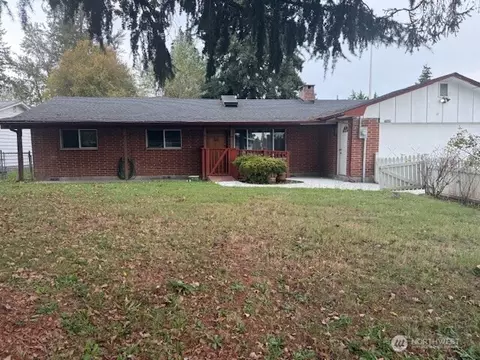 11605 SE 258th St, Kent, WA 98030