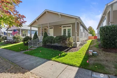 8425 16th Ave SE, Lacey, WA 98503
