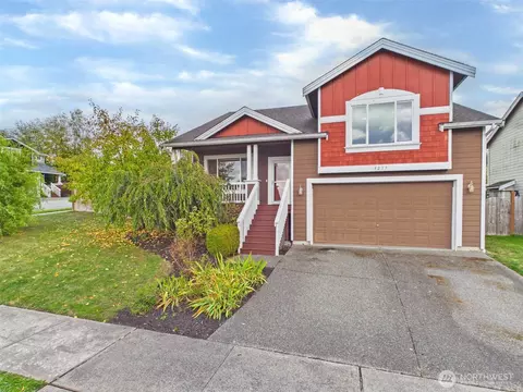 3217 82nd Dr NE, Marysville, WA 98270