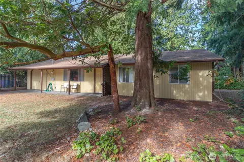 2108 14th St, Port Townsend, WA 98368