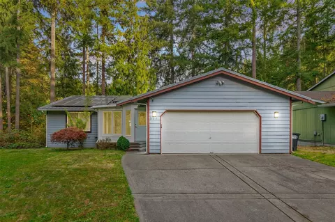 22218 Bluewater Dr SE, Yelm, WA 98597