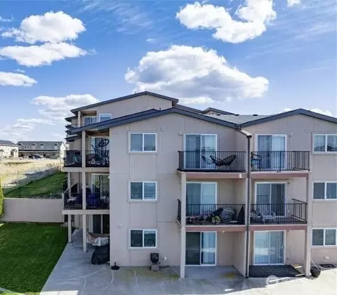 2900 Marina Dr #107, Moses Lake, WA 98837