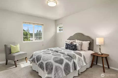 Bedroom - 23220 27th Dr SE, Bothell, WA 98021 photo 3 of 4