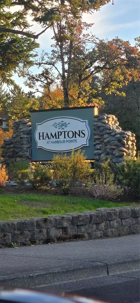 5300 Harbour Pointe Blvd #306P, Mukilteo, WA 98275