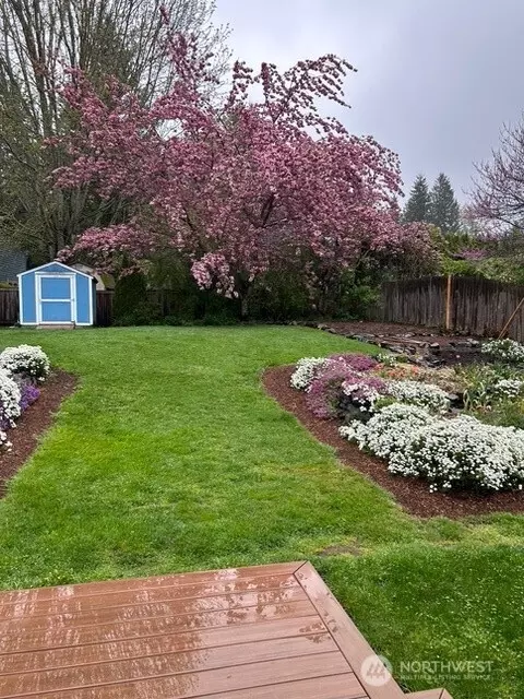 Exterior - 1723 172nd St SE, Bothell, WA 98012 photo 9 of 12