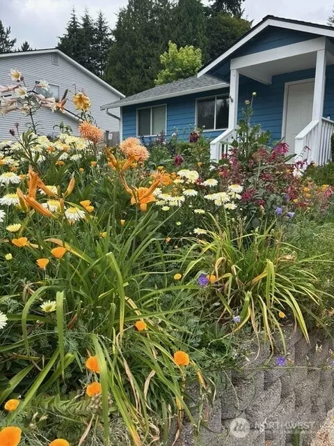 Exterior - 1723 172nd St SE, Bothell, WA 98012 photo 12 of 12