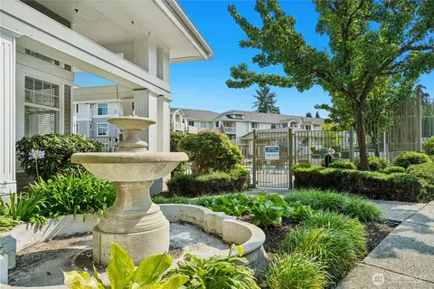 2244 132nd Ave SE #B208, Bellevue, WA 98005