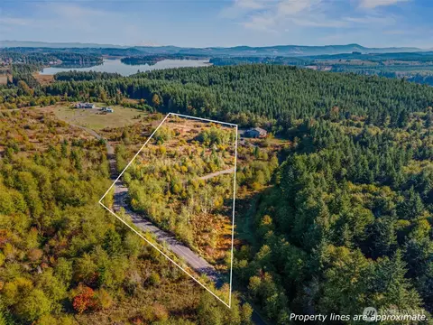 331 Sudden Valley Dr, Castle Rock, WA 98611