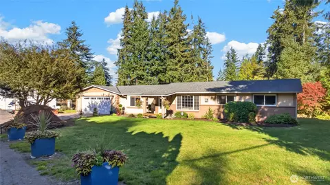 Exterior - 4911 169th St SE, Bothell, WA 98012 photo 2 of 9