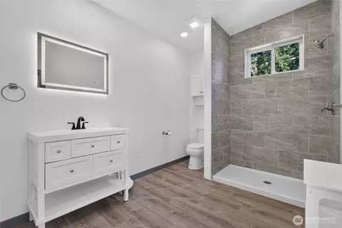 Bath - 4911 169th St SE, Bothell, WA 98012 photo 3 of 3