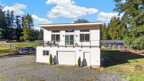 Exterior - 4911 169th St SE, Bothell, WA 98012 photo 6 of 9