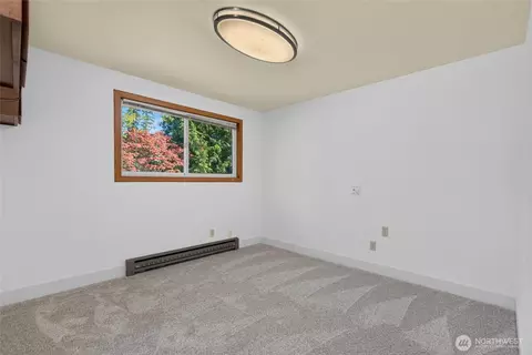 Bedroom - 4911 169th St SE, Bothell, WA 98012 photo 4 of 4