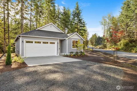 20509 44th Ave NW #4B, Stanwood, WA 98292