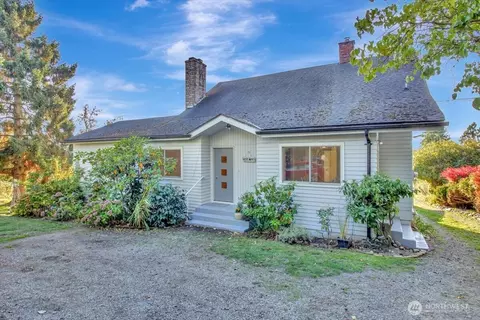 28620 Pioneer Hwy, Stanwood, WA 98292