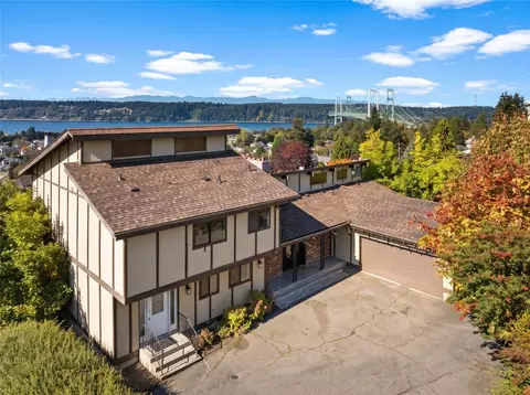 7609 6th Ave, Tacoma, WA 98406