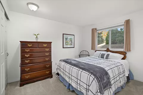 Bedroom - 17819 85th Pl NE, Bothell, WA 98011 photo 4 of 5