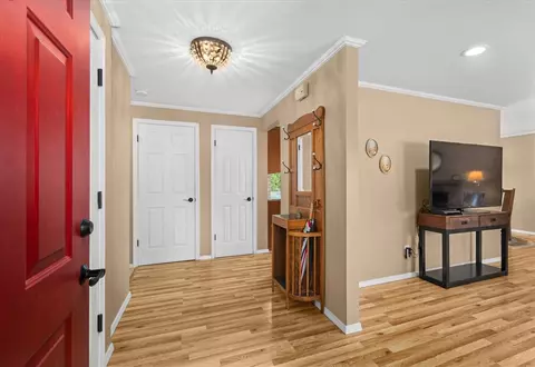 Entry Way - 17819 85th Pl NE, Bothell, WA 98011 photo 1 of 2