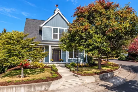 730 Village Cir NW, Bainbridge Island, WA 98110