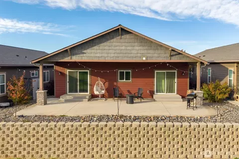 6097 Murray Way, Moses Lake, WA 98837