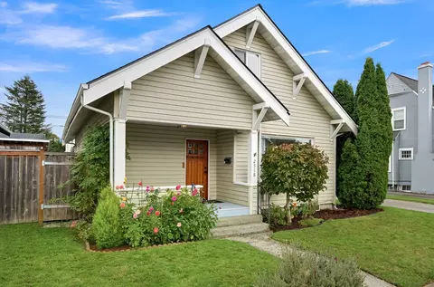 2518 Elm St, Bellingham, WA 98225