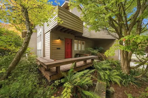 3003 35th Ave W, Seattle, WA 98199