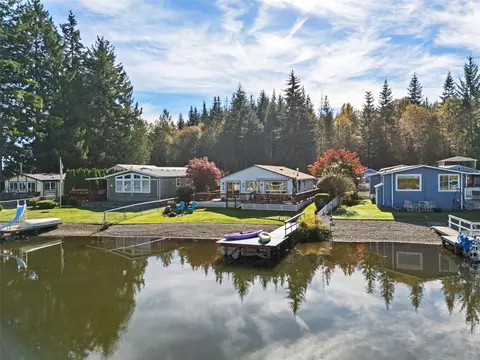 1150 SE Crescent Dr, Shelton, WA 98584