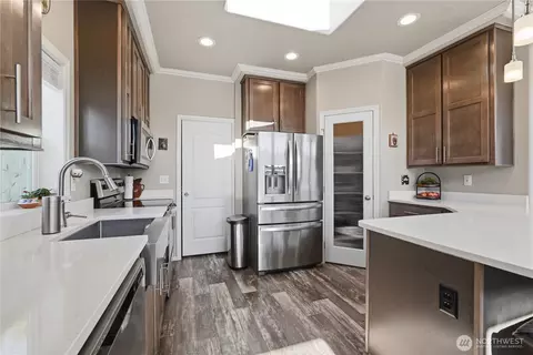 Kitchen - 23825 15th Ave SE #41, Bothell, WA 98021 photo 1 of 3
