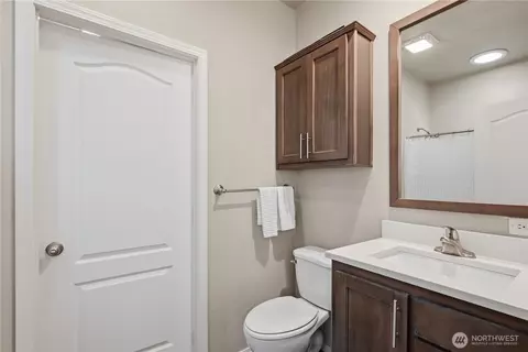 Bath - 23825 15th Ave SE #41, Bothell, WA 98021 photo 2 of 2