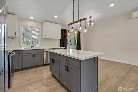 Kitchen - 902 194th St E, Spanaway, WA 98387 photo 1 of 3