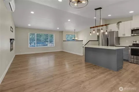 Living - 902 194th St E, Spanaway, WA 98387 photo 1 of 5