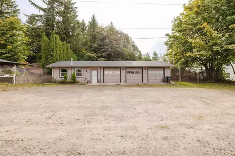 1356 Russell Ave SE, Port Orchard, WA 98366